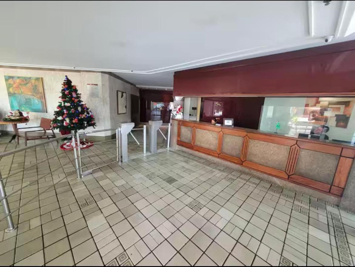 Rhr With Full Leisure Swimming Pool And Apartamento